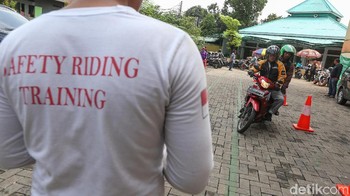 Pendaftaran kali ini disertai tes keselamatan dan beberapa pelatihan yang diberikan Grab.