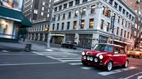 Mobil listrik asal Inggris ini pun sudah memperkenalkan teaser-nya untuk pertama kali. Foto: Dok. MINI