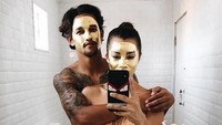Mesranya saat facial bersama. (Dok. Instagram/jenniferbachdim)
