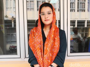 Sabar Banget! 5 Artis Ini Diuji karena Sang Buah Hati Sakit
