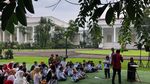 Foto: Saat Anak-anak Pengidap Kanker Main Sulap Bareng Jokowi