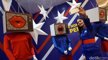Pelanggan juga masih akan mendapatkan keleluasaan mengakses layanan penyedia film iFlix tanpa biaya berlangganan, serta gratis layanan telepon dan SMS ke sesama nomor XL.