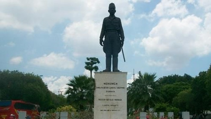 Foto Patung Jenderal Sudirman Di Jakarta Alor Hingga Jepang