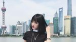Foto: Wanita Cantik Seperti Boneka yang Suka Traveling
