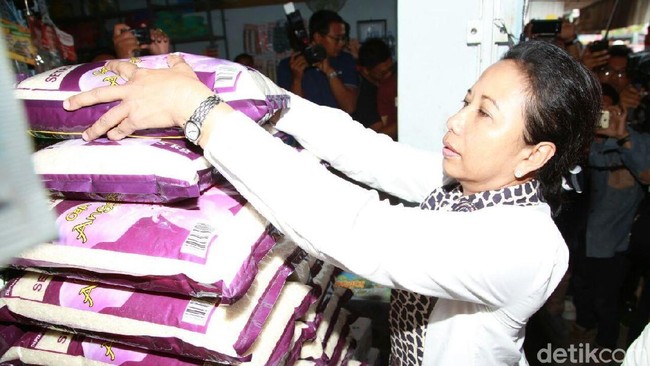 Ngabalin Jadi Komisaris AP I, Ini Fakta-faktanya