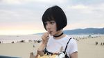 Foto: Wanita Cantik Seperti Boneka yang Suka Traveling