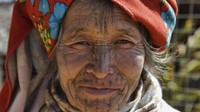 Agar tidak punah, rencananya tradisi menato wajah bagi wanita Suku Chin tersebut akan dimasukkan dalam teks agar tetap diingat dan dikenang (Dave Stamboulis/BBC Travel)