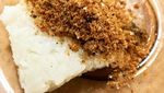 10 Ketan Kukus dengan Aneka Topping Ini Enak Buat Sarapan dan Camilan