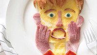Dengan pose andalan karakrer Kevin McCallister dari film Home Alone, roti ini dibuat dari croissant, telur dadar, dan irisan daging. Foto: Instagram @cutechichai