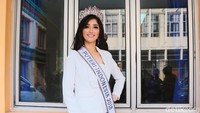 Senyum manis Sonia membuat pria jatuh hati. Pool/Ismail/detikFoto.