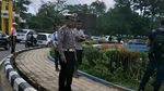Penampakan Mobil Terbang yang Nyungsep ke Kolam di Pontianak