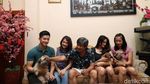 Berkenalan dengan Keluarga Herry Iman Pierngadi