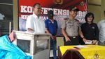 Berita Heboh: Demo Puisi Sukmawati, Parlemen Malaysia Bubar