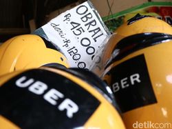 Jelang Bubar, Perlengkapan Uber Diobral