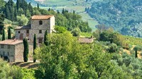 Vila itu terletak di Chianti, Italia dan berdiri di lahan seluas 12.916 kaki persegi. Inhabitat/Istimewa.