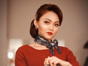 Dianggap Sudah Mewah Nikah di Belanda, Rina Nose Nggak Perlu Kado