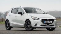 Untuk transmisi, hanya tipe GT Sport Nav+ yang tersedia dengan gearbox manual enam kecepatan dengan mesin 114 hp, sementara yang lain tersedia dengan gearbox manual lima kecepatan. Sedangkan untuk varian yang bermesin 89,2 Hp dapat dikawinkan dengan gearboc otomatis enam percepatan. Foto: Pool (autoexpress)