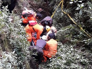 Andrey Meninggal di Merbabu, Keluarga Tiba di Indonesia Besok