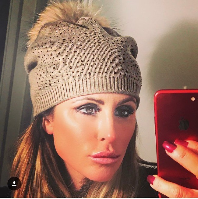 Rachel pun sempat dicap sebagai wanita nakal dan perebut suami orang atau istilahnya saat ini adalah pelakor.  Foto: dok. Instagram