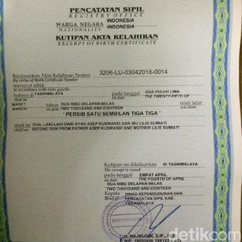 Unik! Bayi Lelaki Ini Bernama Persib Satu Sembilan Tiga Tiga