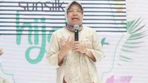 Foto: Gaya Risma yang Nggak Kalah Modis dari Peserta Sunsilk Hijab Hunt 2018