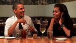 Begini Gaya Santai Michelle Obama Ketika Makan Sandwich dan Permen