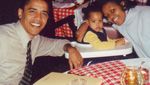 Begini Gaya Santai Michelle Obama Ketika Makan Sandwich dan Permen