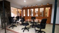Selain itu ada Kedasi yang merupakan coworking space pertama di Jakarta Barat. Kedasi 1 adalah coworking space berbentuk rumah yang disulap menjadi ruang kerja namun tetap nyaman. Kedasi/Istimewa.