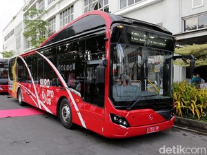 Keunggulan Bus Suroboyo, Serba Otomatis dan Bisa Bayar Pakai Sampah