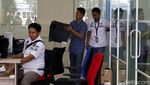 Polisi Geledah Kantor Abu Tours di Jakarta