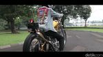 Brum... brum... Begini Gaya Jokowi Geber Chopper Bak Dilan