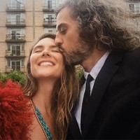 Sampai parfum pun Amanda membuatnya sendiri. Ia mencampur minyak esensial mawah dan sandalwood kemudian dijadikannya sebagai wewangian.  Foto: dok. Instagram