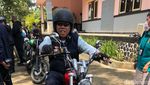 Momen Jokowi Siap-siap Touring Naik Chopper Emas