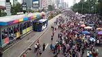 Detik-detik Warga Panik di CFD Thamrin dengar Teriakan Gedung Roboh