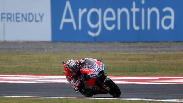 Andrea Dovizioso mampu jadi pemuncak klasemen MotoGP 2018 saat ini.