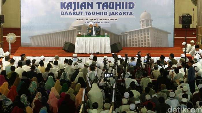 Kajian Tauhiid Aa Gym Di Masjid Istiqlal