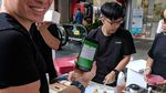 Mengintip Gaya Anthony Tan, CEO Grab Saat Ngopi  dan Makan Fast Food