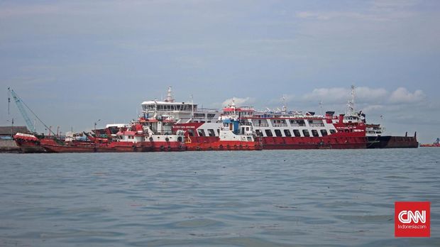 Nelayan Lokal Risau Eksploitasi Teluk Demi Ibu Kota Baru - CNN Indonesia
