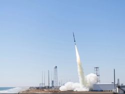 Rangkuman Foto Menakjubkan dari Antariksa Selama Sepekan