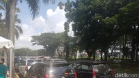 Tim purnajual Auto2000 memberikan paket servis mobil Toyota dengan harga promosi. Anggota komunitas pun bisa merasakan layanan purnajual Auto2000 dengan harga kompetitif. Foto: Rangga Rahadiansyah