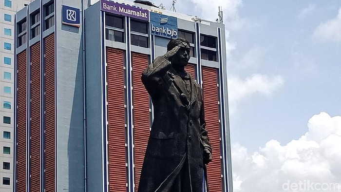 Patung Jenderal Sudirman di Jakarta Diperbaiki (Kanavino AR/detikcom)