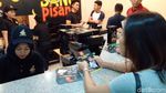 Begini Keseruan Kaesang Pangarep Saat Buka Cabang ke 14 Sang Pisang