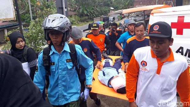 Saat Ratusan Anak di Lokasi Rawan Longsor Ikut Simulasi Bencana