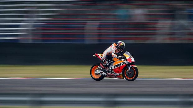 Dani Pedrosa gagal mencapai garis finis di MotoGP Argentina.