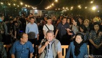 Usai menyantap hidangan ala angkringan itu, SBY pun berbagi cerita kenangannya di Yogyakarta. Foto: Usman Hadi/detikcom