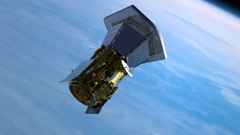 Pemandangan Parker Solar Probe di ruang bersih di Laboratorium Fisika Terapan Johns Hopkins. Misinya adalah mengirimnya ke tata surya bagian dalam untuk melakukan studi lebih dalam tentang Matahari. Foto: JHU/APL via Space.com