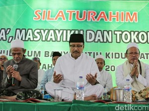 Ulama se Lumajang dan Jember Deklarasi Dukung Gus Ipul-Puti