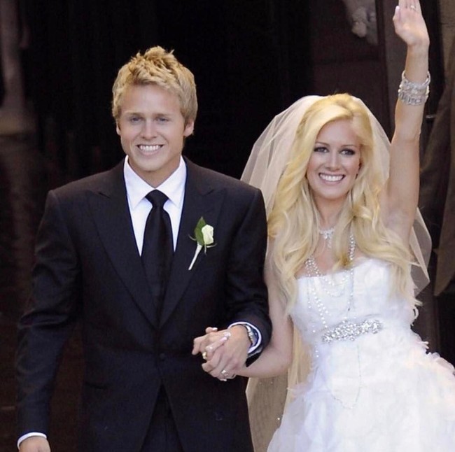 Spencer (suami Heidi Montag) berpikir dia akan kehilanganku. Aku sempat mati sebentar. Dengan banyaknya operasi, aku sampai dijaga suster selama 24 jam dan Spencer tidak ingin meninggalkanku, ungkapnya kepada majalah Paper. Foto: dok. Instagram