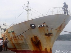 TNI AL Tangkap Kapal Buronan Interpol di Aceh, 30 ABK Diamankan