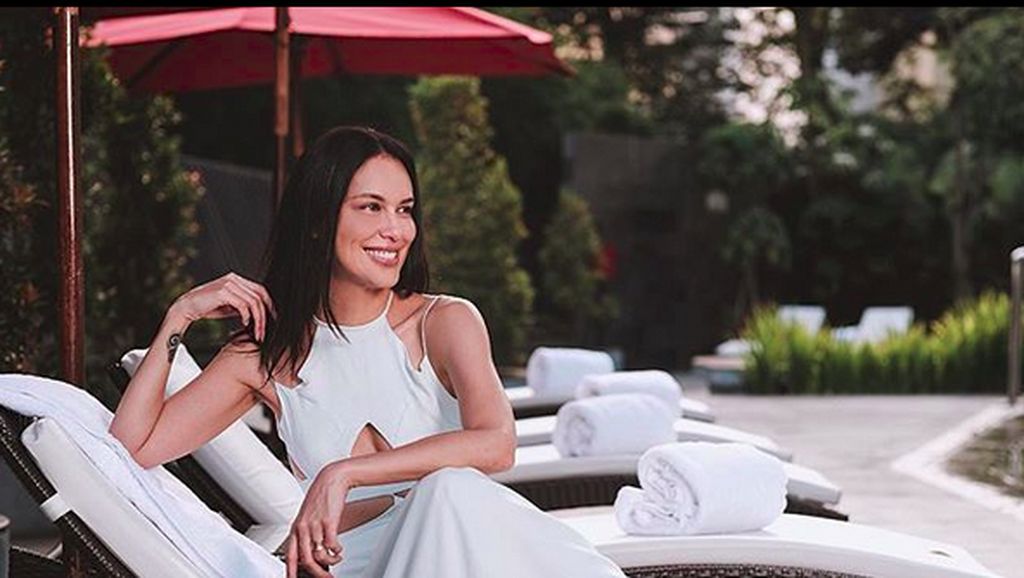 5 Artis Berwajah Awet Muda Ini Cocok Jadi Beauty Goals Kamu di 2020 5 Artis Berwajah Awet Muda Ini Cocok Jadi Beauty Goals Kamu di 2020